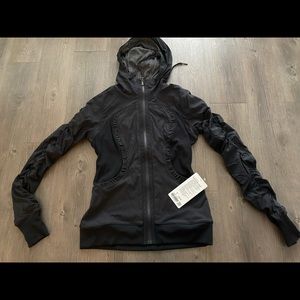 Brand nwt lululemon dance studio jacket sz 8